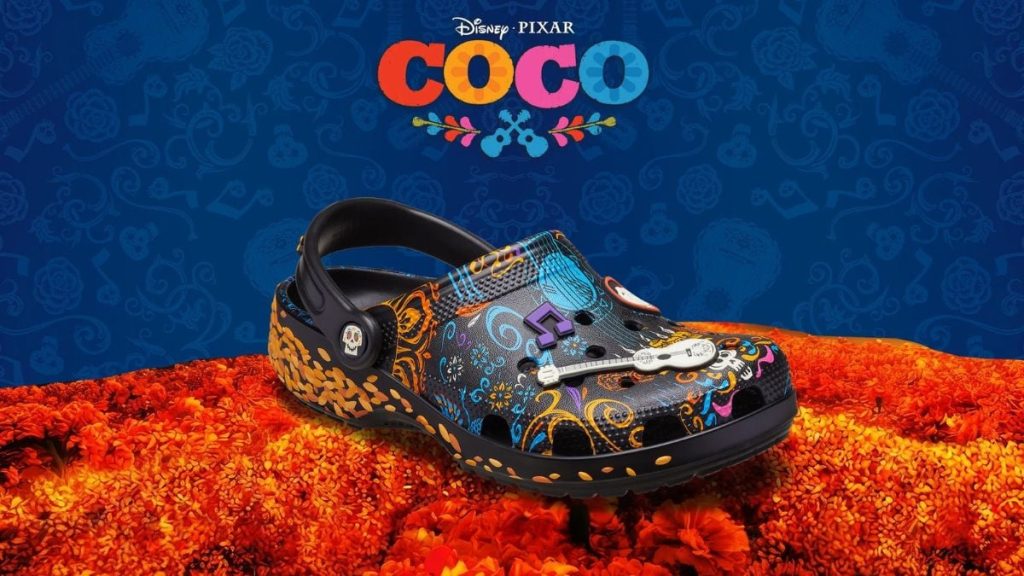 Crocs y Coco: La estrategia de marketing emocional para el Día de Muertos 2026